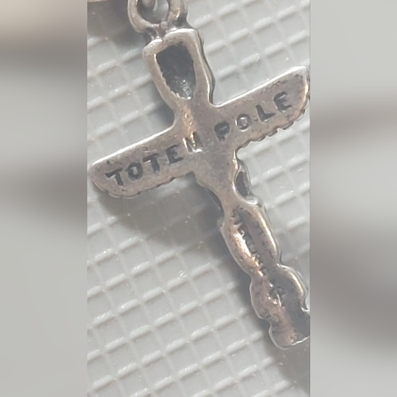 Totem pole charm on sterling chain native - Picture 10 of 13